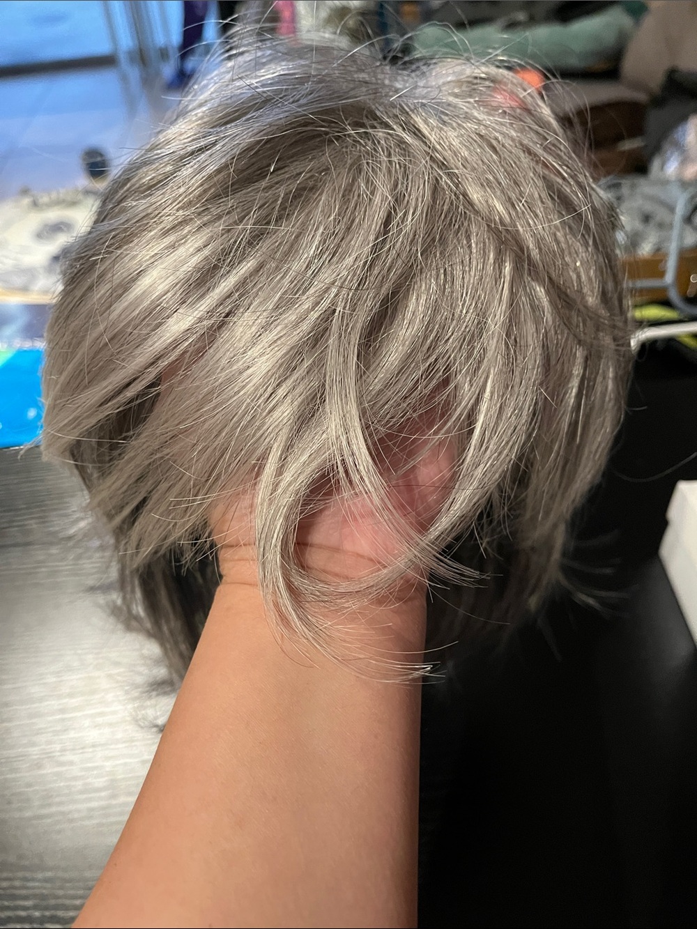 Short Layered Gray Wig for Women - Sleek Silver Style